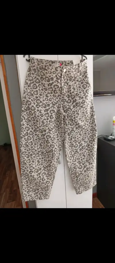 Pantalón  estampado animal print y perfumes arabes - miniatura 1