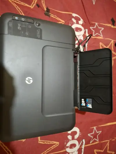 Impresora HP DeskJet 2050 - miniatura 3