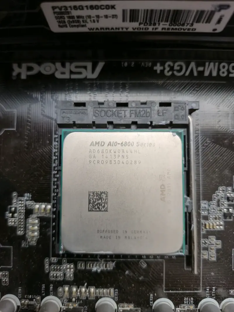Bundle Asrock FM2A58M-VG3+ proce y rams - 2