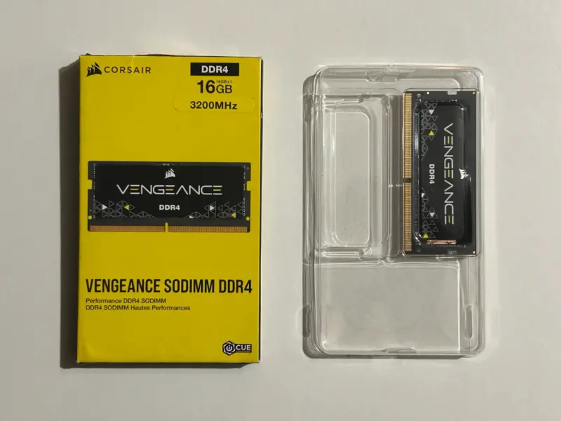 Memoria RAM Corsair DDR4 16GB - 1