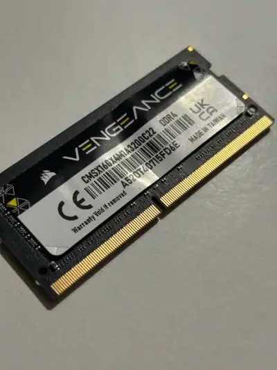 Memoria RAM Corsair DDR4 16GB - miniatura 6