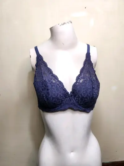 Sostén Victoria's Secret - miniatura 1