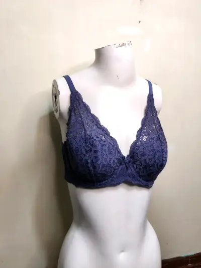 Sostén Victoria's Secret - miniatura 2