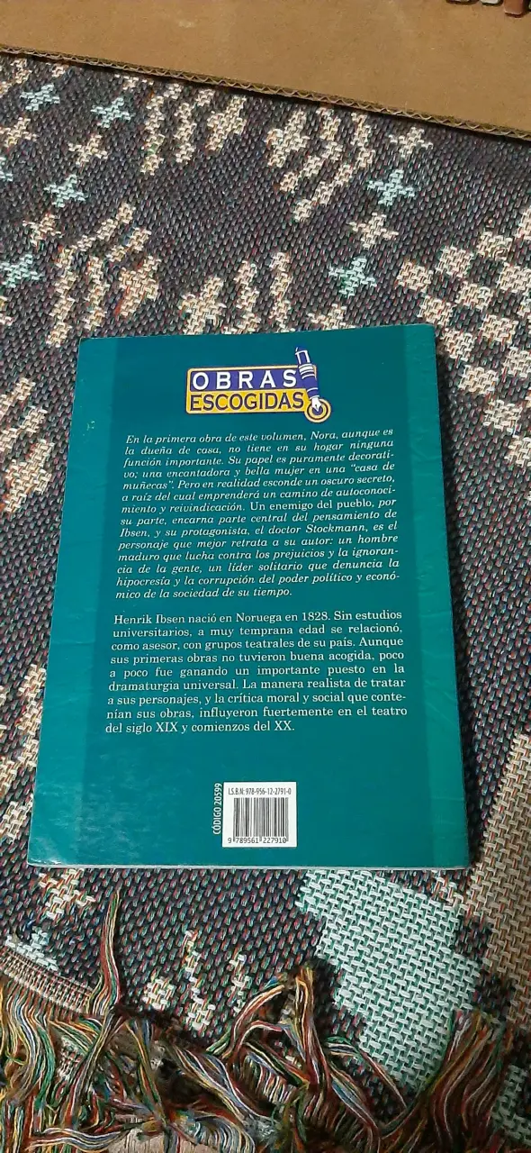 Libro Casa de Muñecas y Un Enemigo del Pueblo - 2