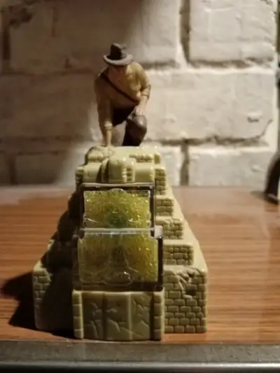 Figura de colección aventurero - miniatura 2