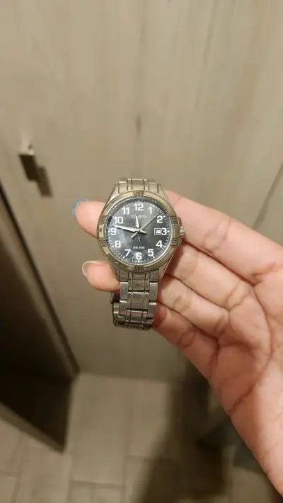Reloj metálico Casio - miniatura 2