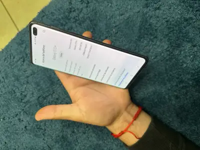 Samsung Galaxy S10 azul - miniatura 4