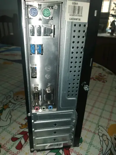 PC escritorio - miniatura 5