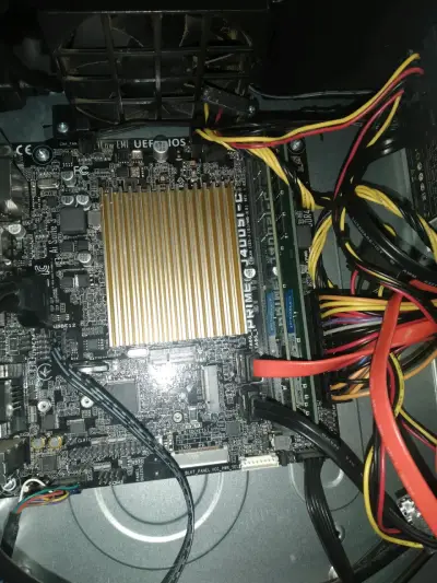 PC escritorio - miniatura 6