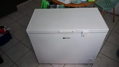 Congeladora Mademsa M200 196 Litros - miniatura 1