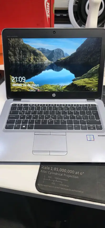 Notebook HP EliteBook 14 pulgadas - miniatura 1