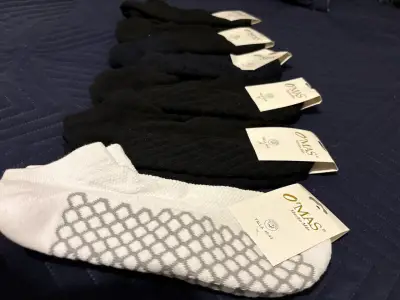 Pack de calcetines negros y blancos - miniatura 3