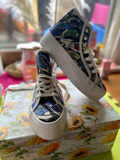 Botines burdeos con ojales - miniatura 5