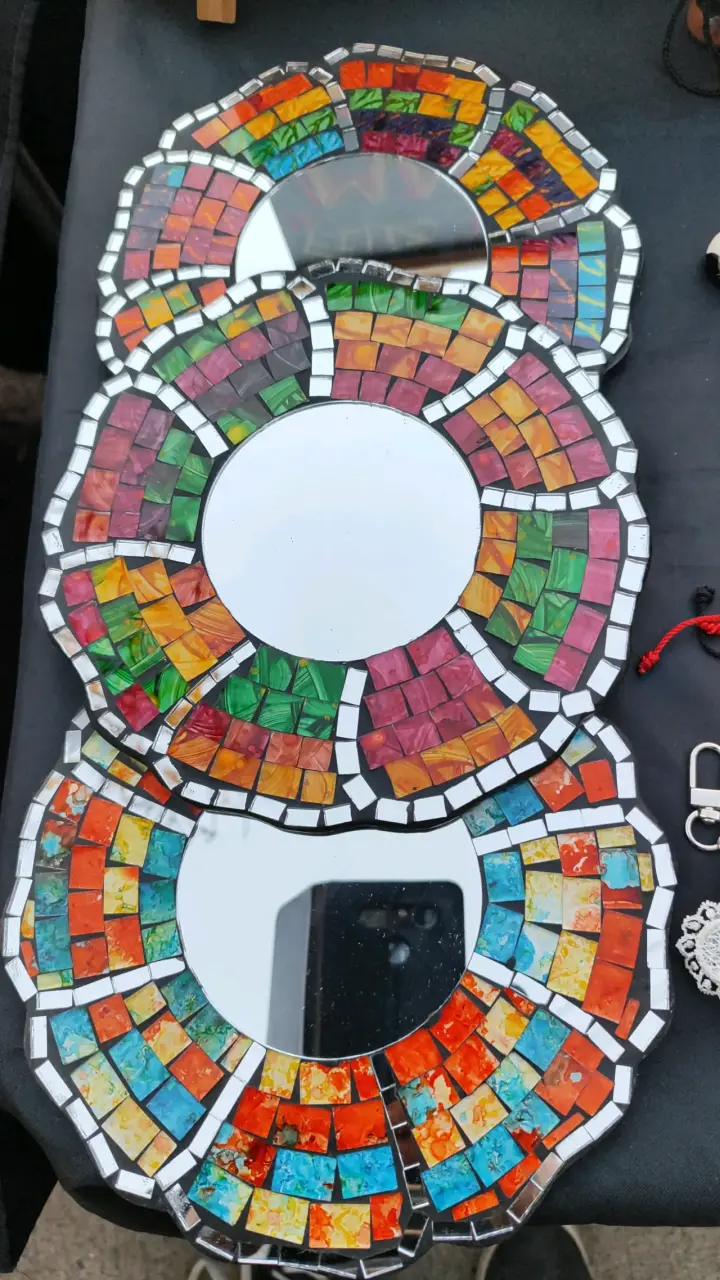 Espejo decorativo con mosaicos