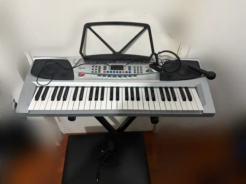 Teclado eléctrico con micrófono - 2