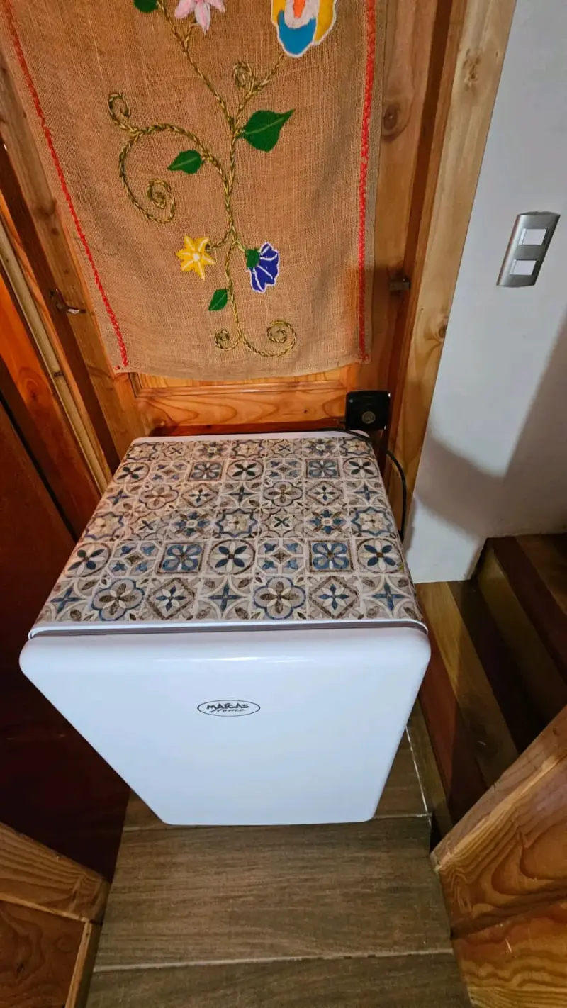 Mini refrigerador blanco Kimera - 4