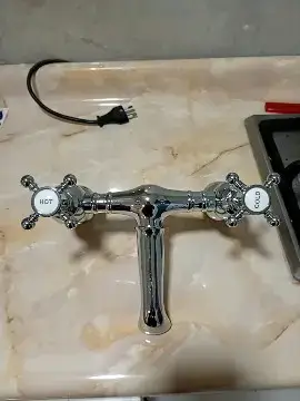 Grifo de tina cromado - miniatura 1