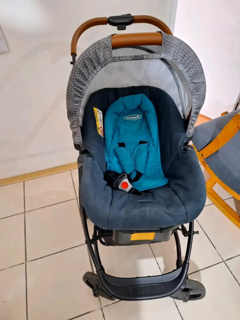 Coche y silla de auto gris - 3