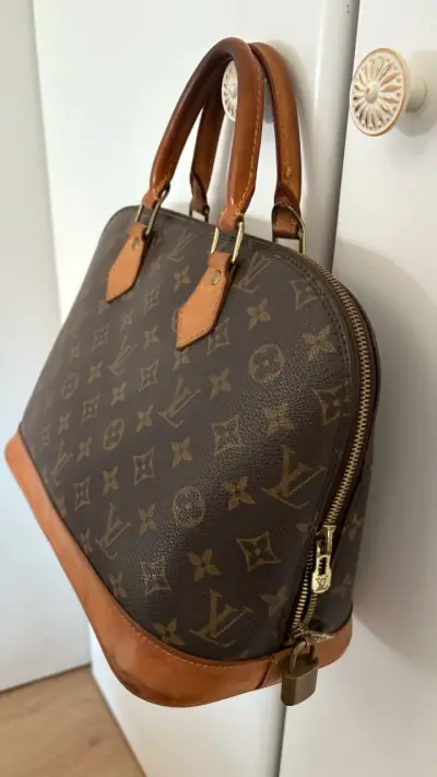 Bolso de mano marrón con monograma - miniatura 2