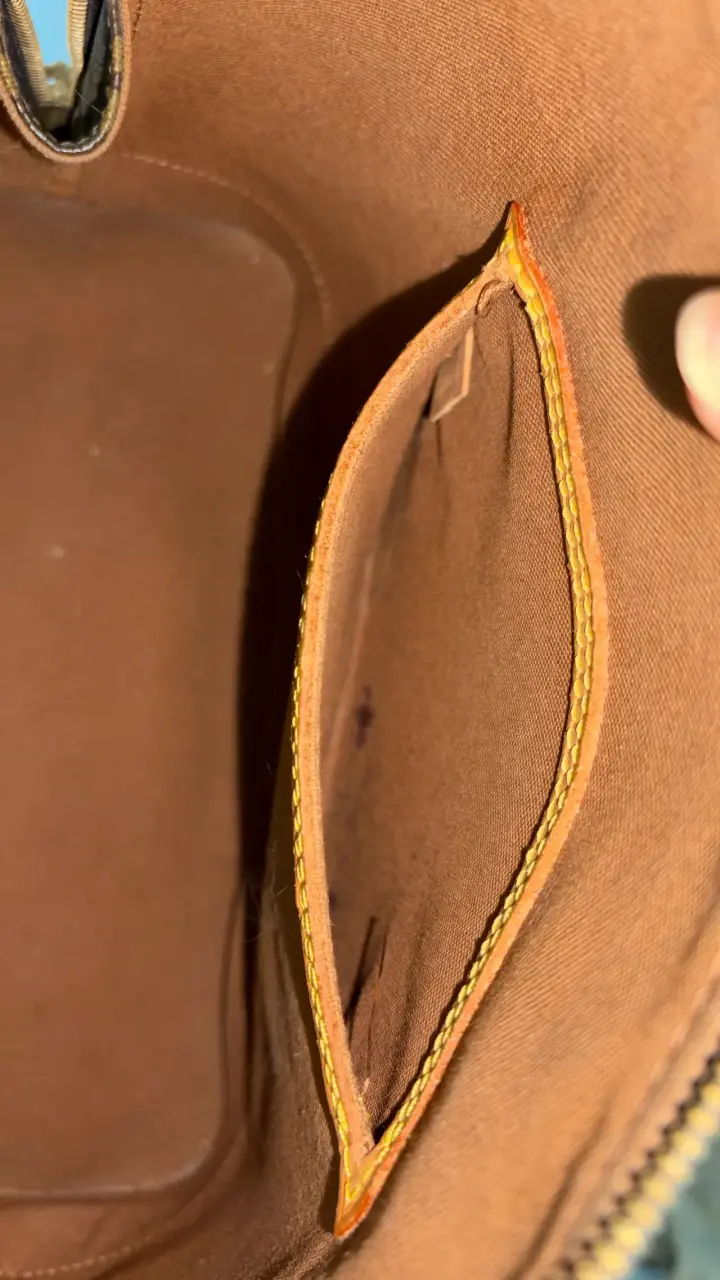 Bolso de mano marrón con monograma - 3