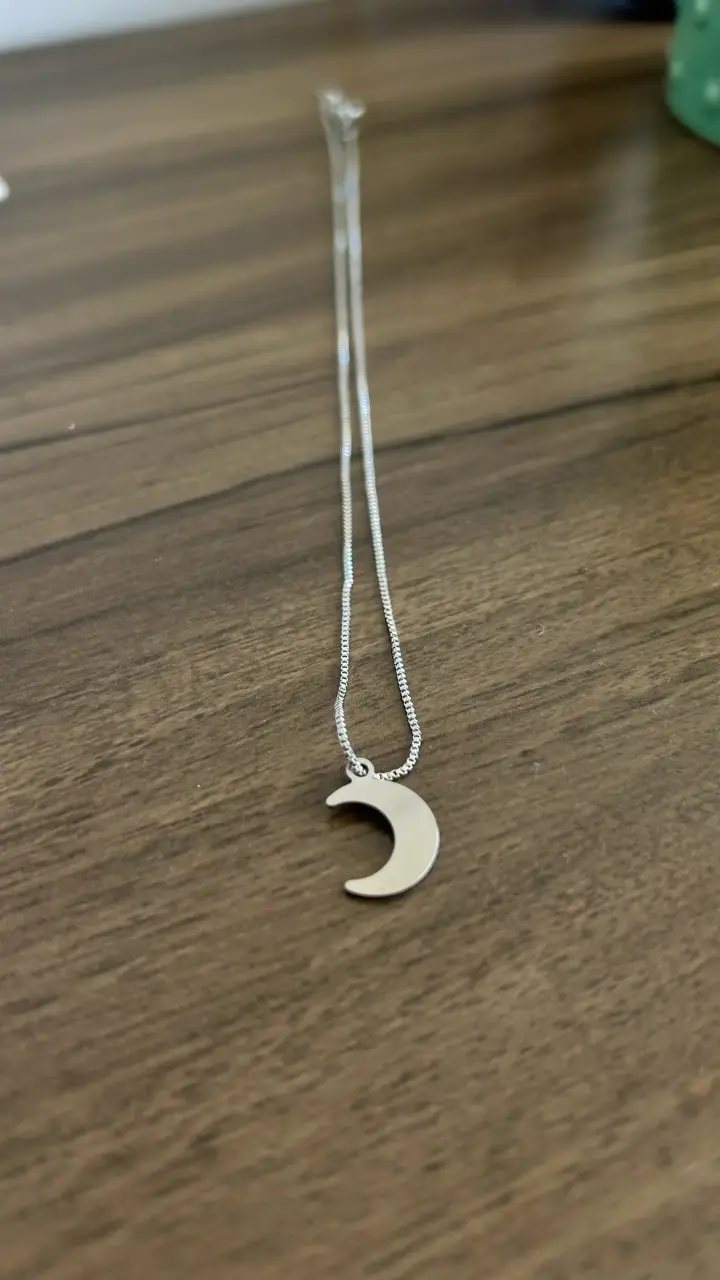 Collar de luna plateado - 1