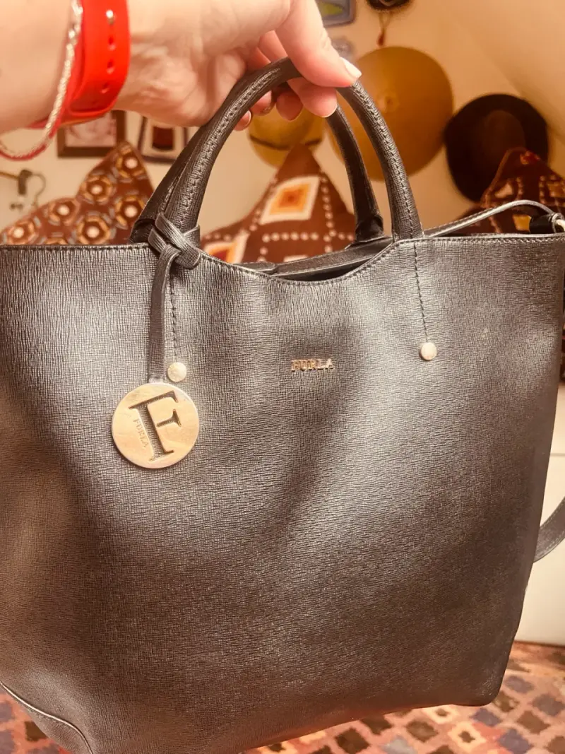 Cartera negra Furla - 1