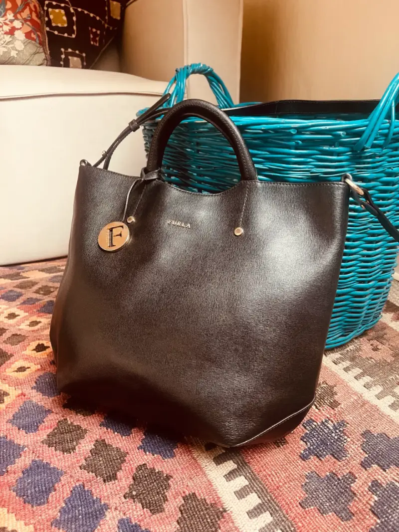Cartera negra Furla - 5