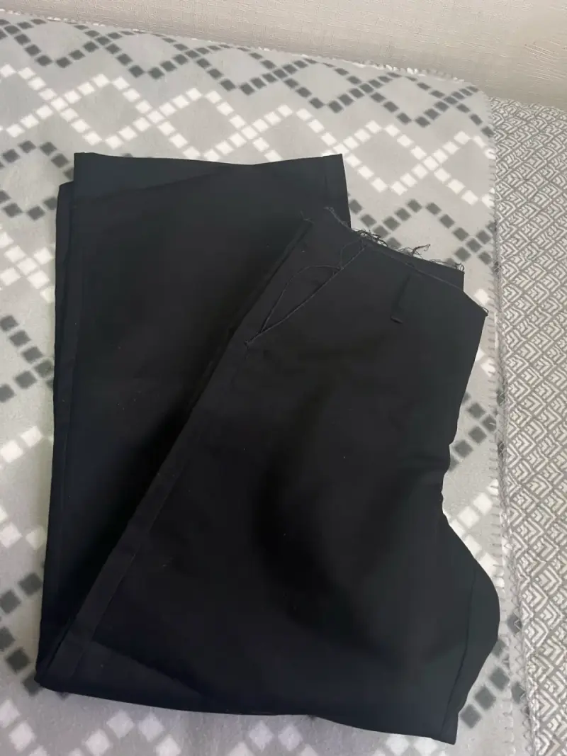 Pantalones negros clásicos