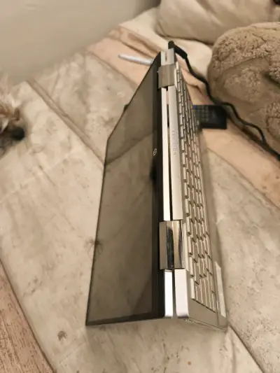 Laptop HP Pavilion x360 plateado - miniatura 6