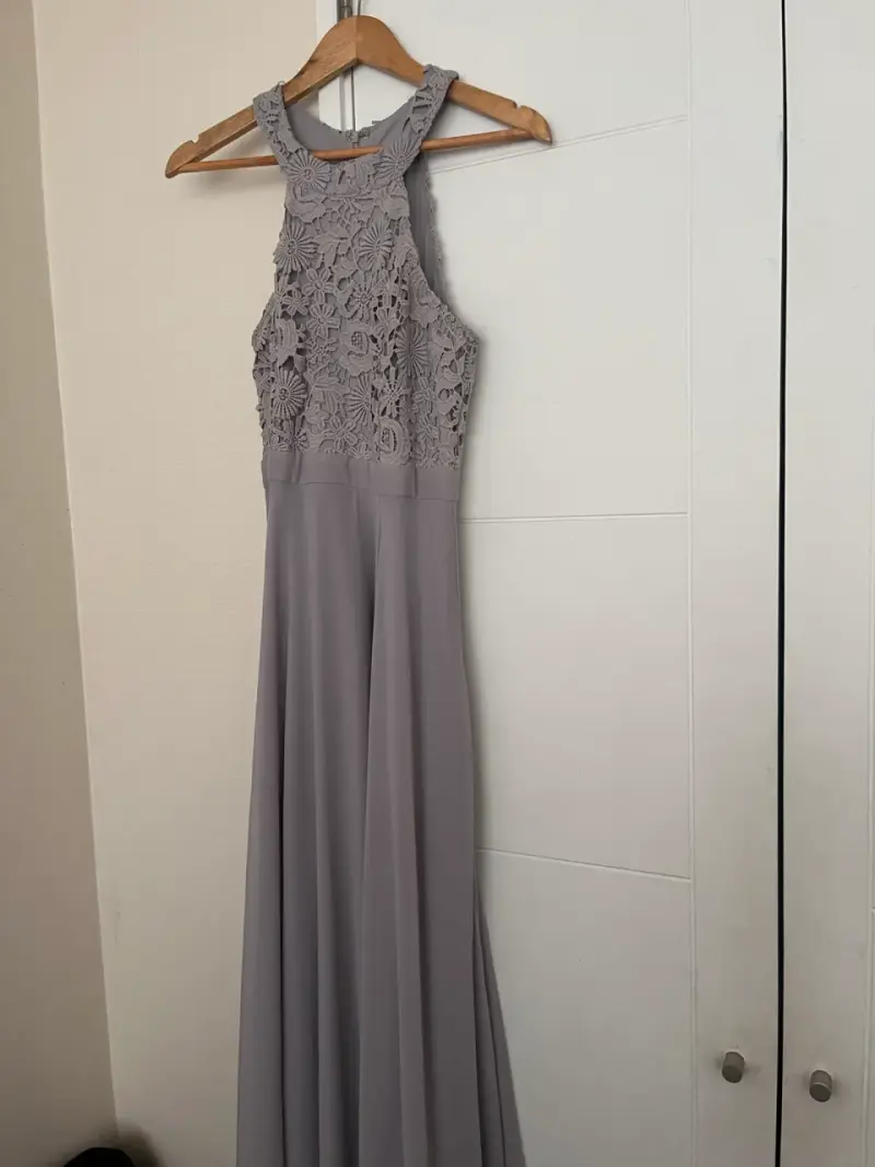 Vestido largo lila con encaje - 1