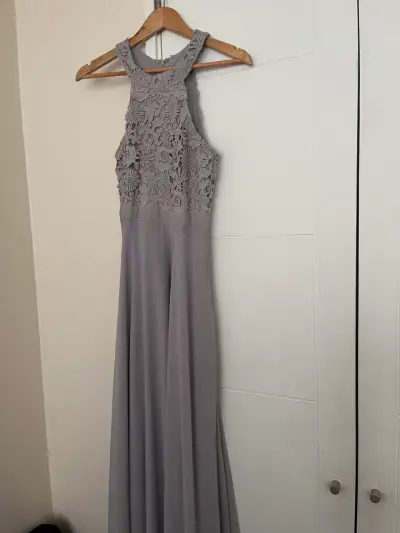Vestido largo lila con encaje - miniatura 1