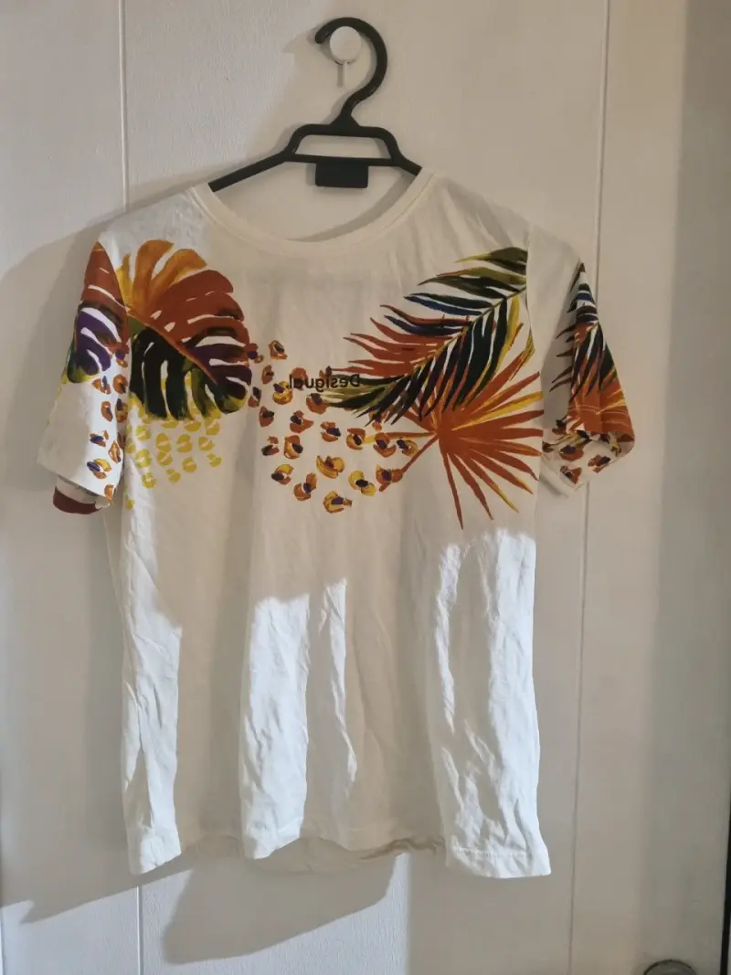 Polera estampada Desigual - 1