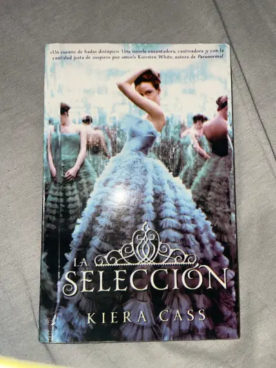 Libro La Selección Kiera Cass - miniatura 1