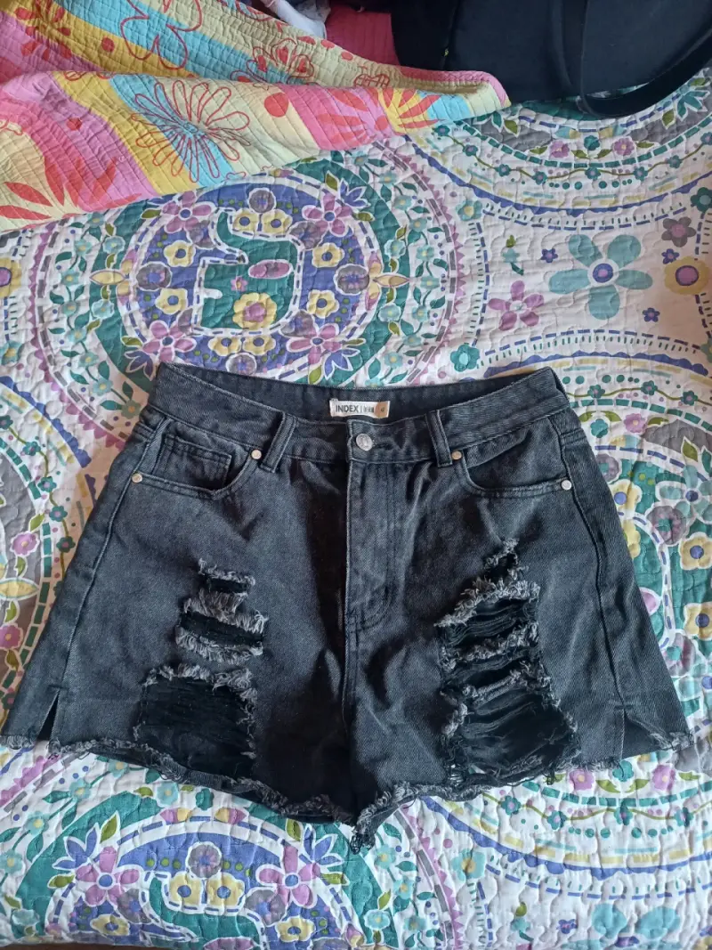 Shorts de mezclilla talla 42