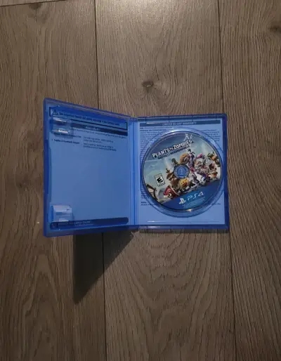 Juego PS4 Plants vs Zombies - miniatura 3
