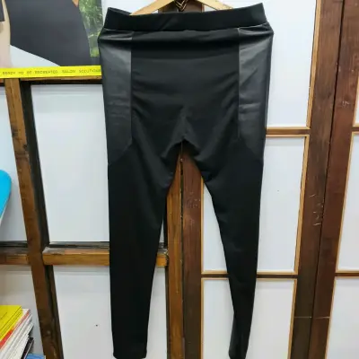 Leggings negros deportivos - miniatura 1