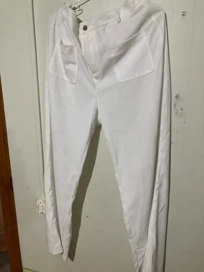 Pantalones blancos de tela cotele fino - miniatura 8