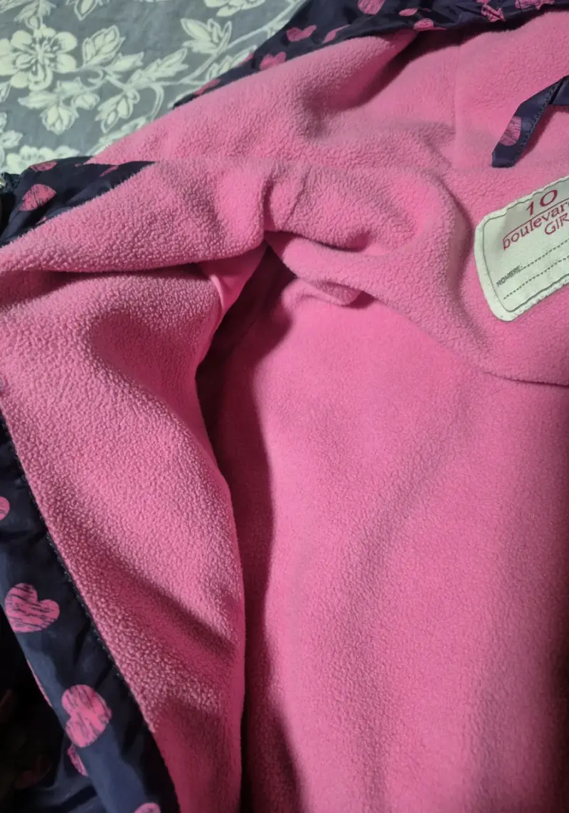 Chaqueta infantil liviana, con capucha - 3