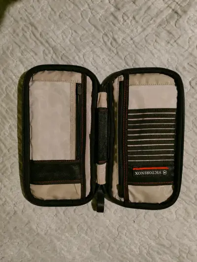 Porta documentos victorinox - miniatura 3