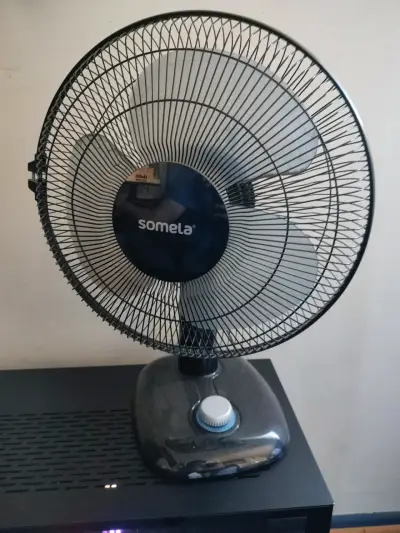 Ventilador Somela de mesa negro - miniatura 1