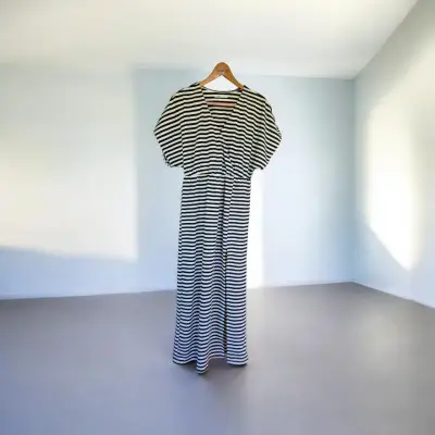 Vestido rayado blanco y negro talla S/M - miniatura 1