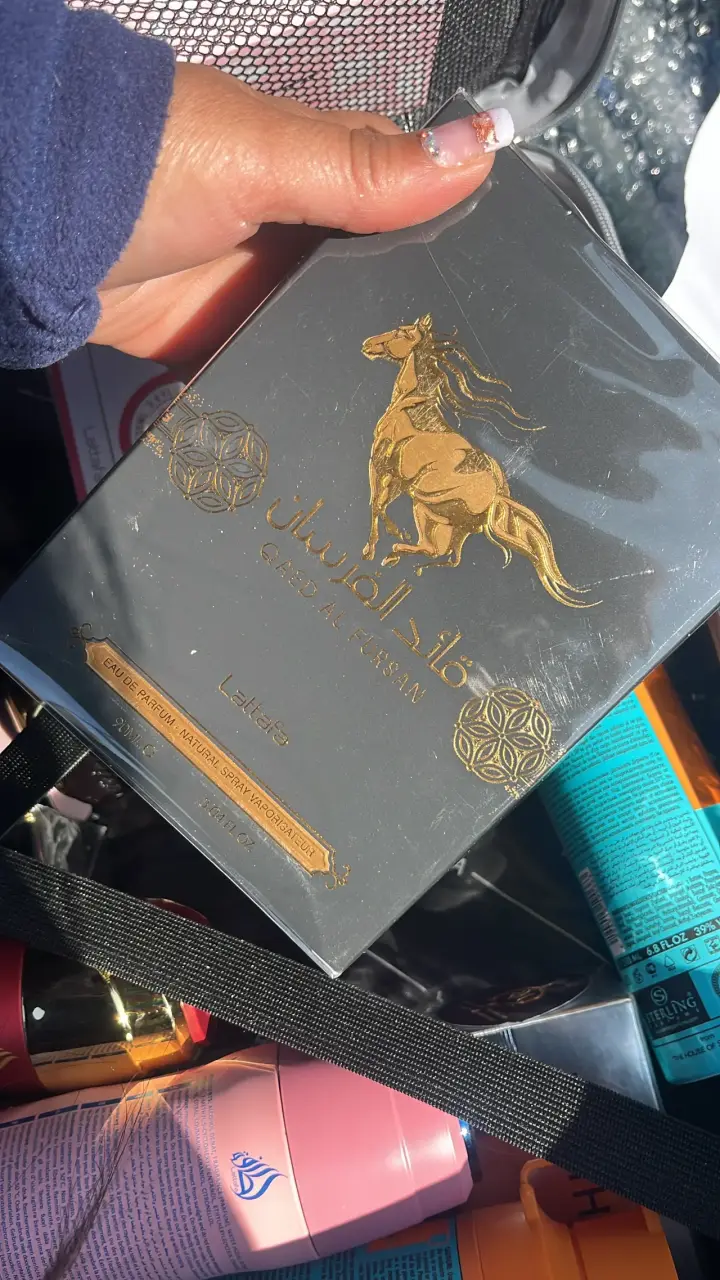 Perfume Qaed Al Fursan 90ml