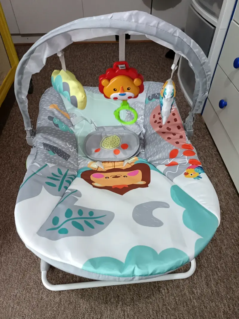 Silla mecedora para bebé - 2
