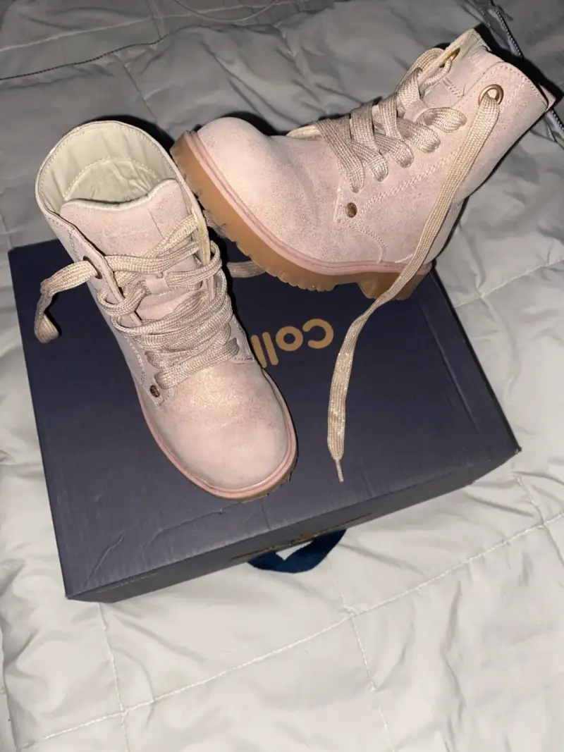 Botas rosadas para niña - 2