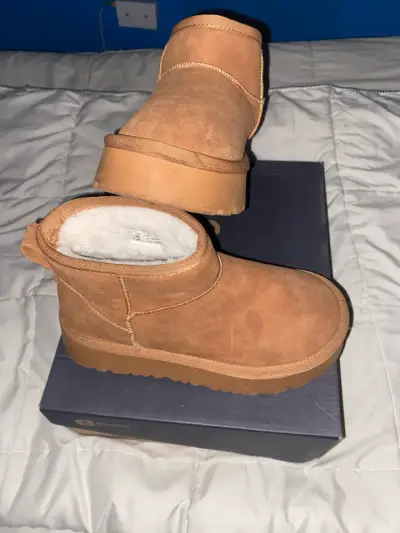 Botas de gamuza color camel - miniatura 4