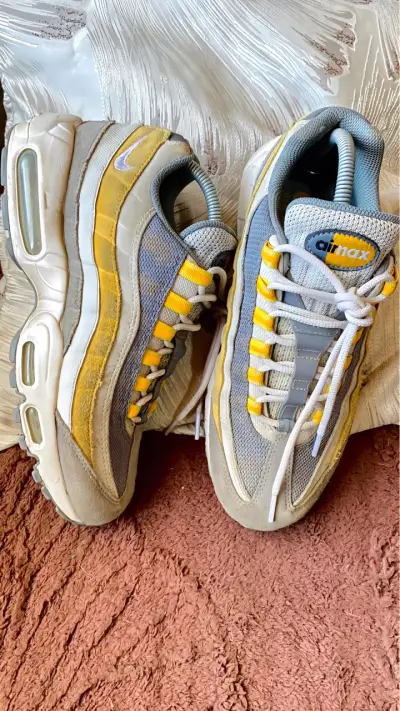 Zapatillas Air Max gris y amarillo - miniatura 1