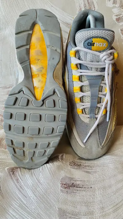 Zapatillas Air Max gris y amarillo - miniatura 4