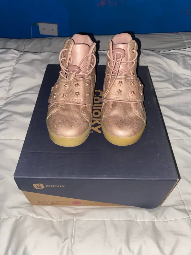 Botines rosados para niña - 1