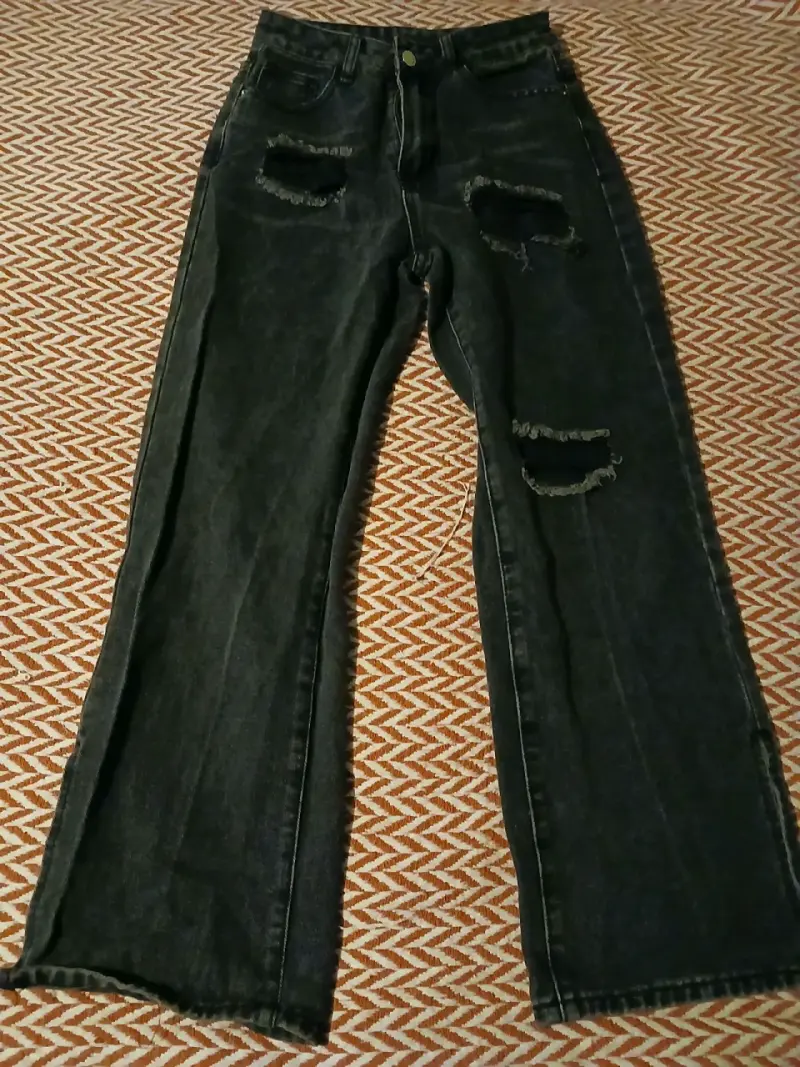 Jeans negros rotos unisex