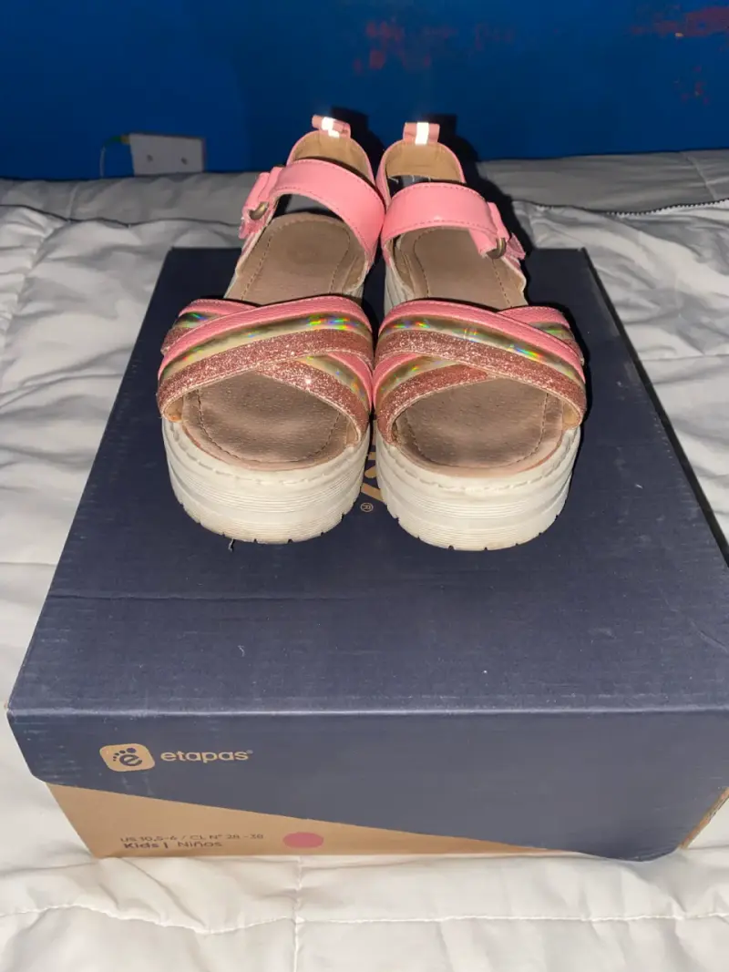 Sandalias rosas infantiles - 1